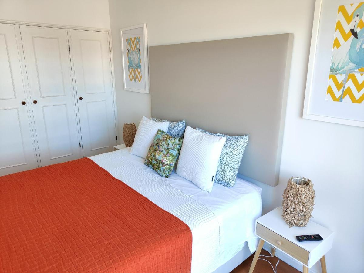 Отель Aveiro House Экстерьер фото