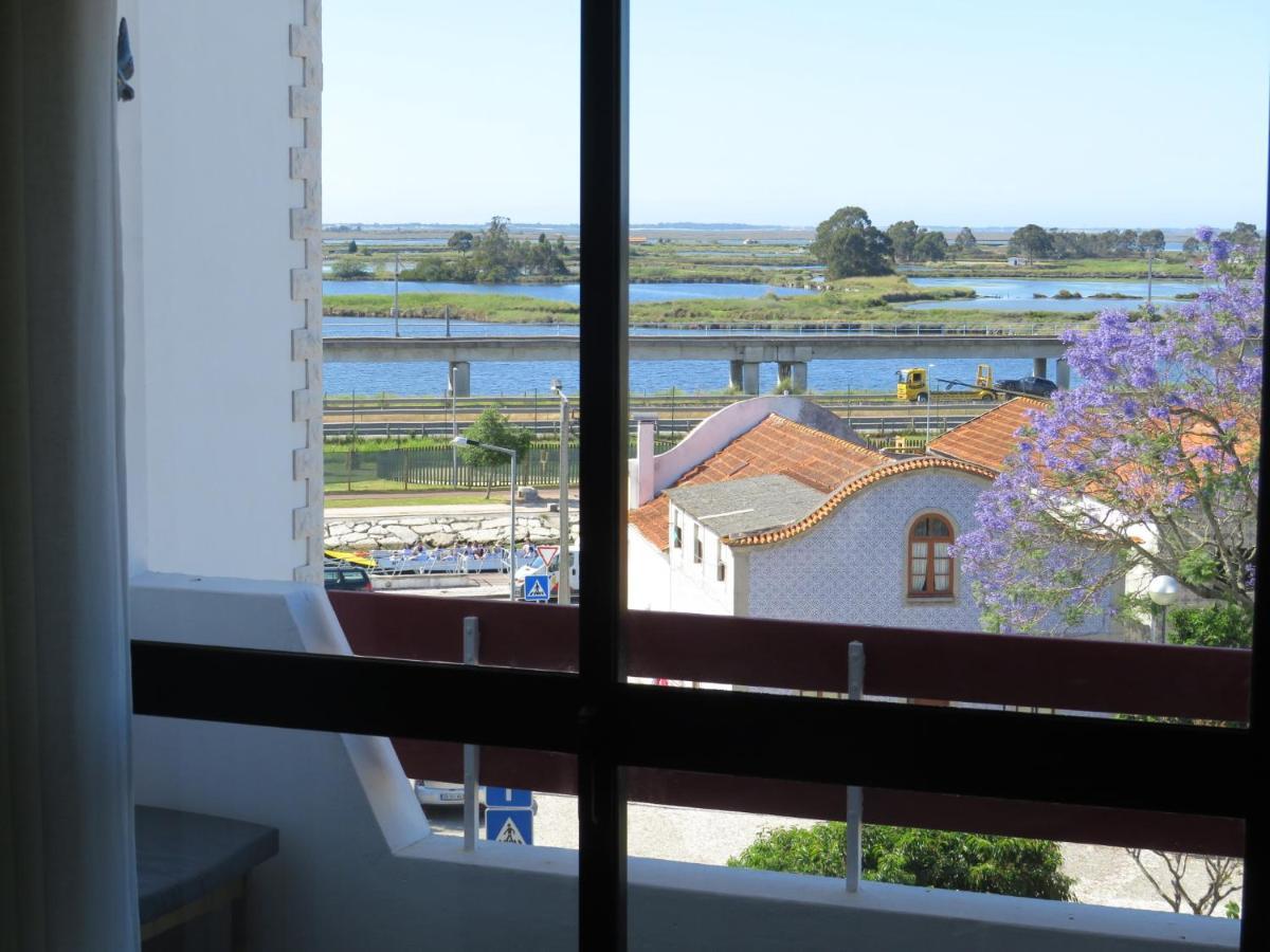 Отель Aveiro House Экстерьер фото