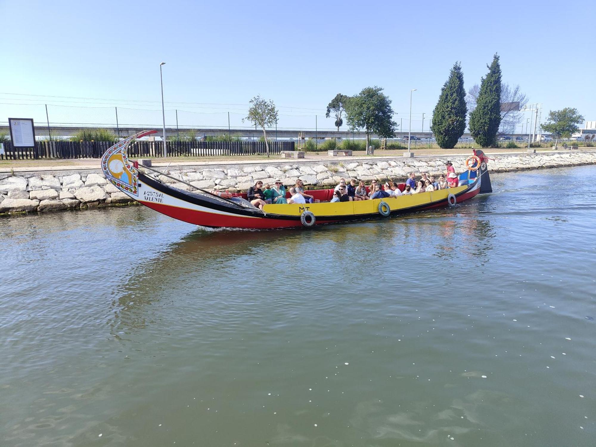 Отель Aveiro House Экстерьер фото